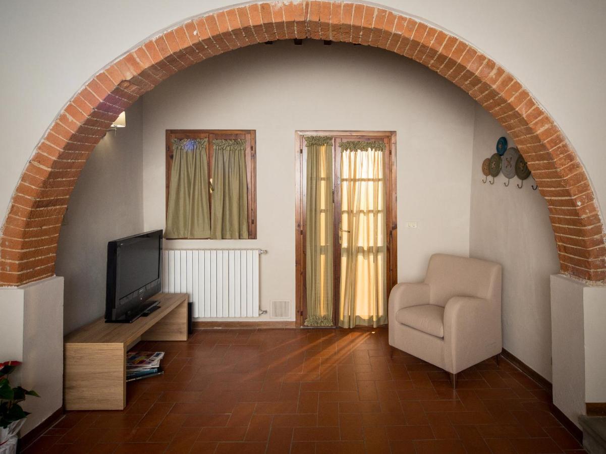לסטרה א סיניה Villa Saulina מראה חיצוני תמונה