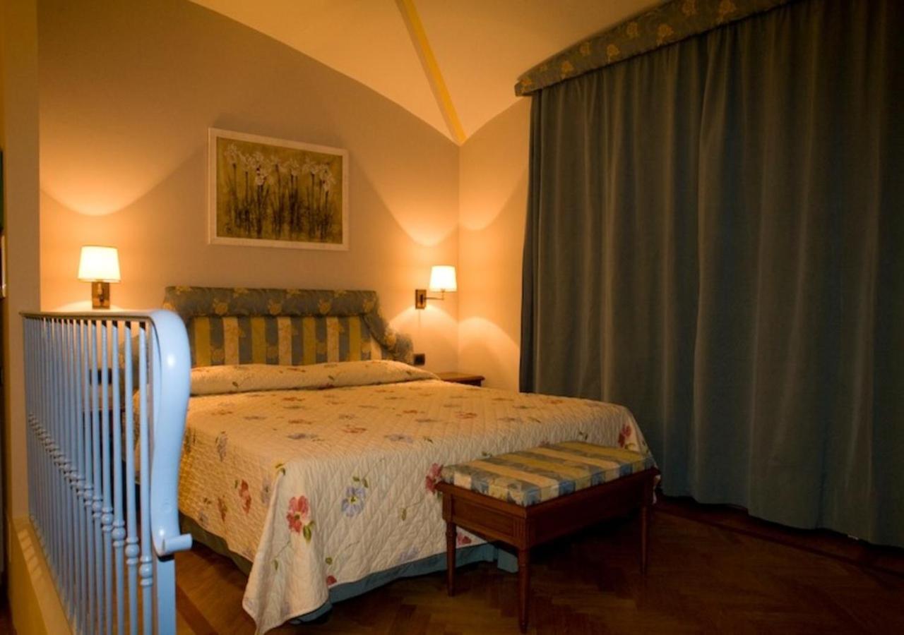 לסטרה א סיניה Villa Saulina מראה חיצוני תמונה